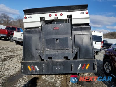 Zdjęcie 6 z 12 samochodu: 2024 ISUZU NPR HD VIN:54DC4W1D5RS210385 - miniatura