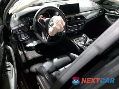 Zdjęcie 8 z 13 samochodu: 2019 BMW M5 VIN:WBSJF0C51KB447768 - miniatura