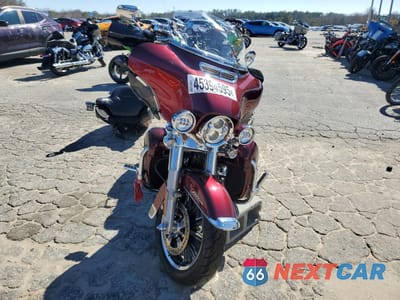 Drugie zdjęcie samochodu z przodu: 2017 HARLEY-DAVIDSON FLHTCU ULTRA CLASSIC ELECTRA GLIDE VIN:1HD1FCC10HB656884 - miniatura