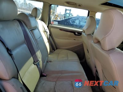 Zdjęcie 10 z 11 samochodu: 2004 VOLVO V70 FWD VIN:YV1SW59V542407951 - miniatura