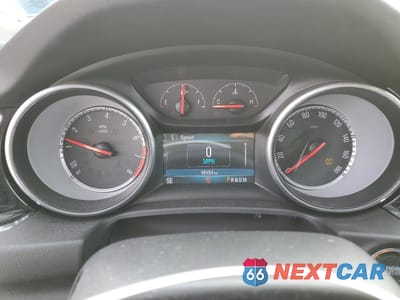 Zdjęcie 9 z 13 samochodu: 2018 BUICK REGAL ESSENCE VIN:W04GP6SX2J1052100 - miniatura