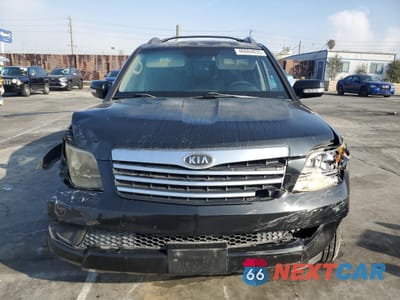 Piąte zdjęcie samochodu w środku: 2009 KIA BORREGO LX VIN:KNDJJ741995019594 - miniatura