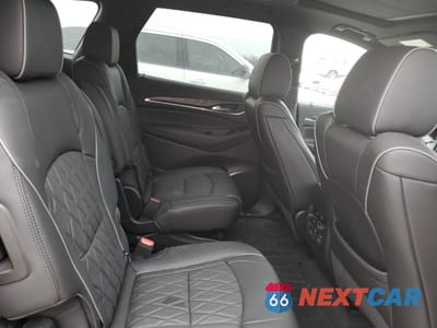 Zdjęcie 11 z 14 samochodu: 2024 BUICK ENCLAVE AVENIR VIN:5GAEVCKW9RJ113951 - miniatura