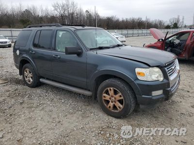 Czwarte zdjęcie samochodu z boku: 2010 FORD EXPLORER XLT VIN:1FMEU6DE1AUA06379 - miniatura