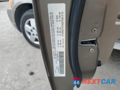 Zdjęcie 12 z 12 samochodu: 2007 DODGE CALIBER VIN:1B3HB28B77D150271 - miniatura