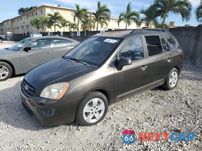 2009 KIA RONDO BASE KNAFG528597275001 - główne zdjęcie licytacji z USA - miniatura