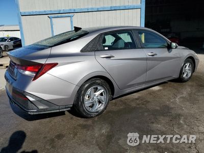 Trzecie zdjęcie samochodu z tyłu: 2024 HYUNDAI ELANTRA SE VIN:KMHLL4DG5RU645022 - miniatura