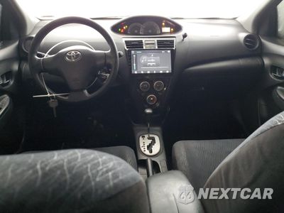 Zdjęcie 8 z 14 samochodu: 2008 TOYOTA YARIS VIN:JTDBT923581220526 - miniatura