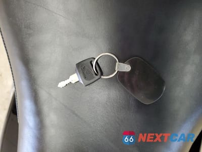 Zdjęcie 8 z 9 samochodu: 2015 HONDA VT750 C2B VIN:JH2RC5378FK501842 - miniatura