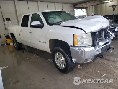 Czwarte zdjęcie samochodu z boku: 2008 CHEVROLET SILVERADO K2500 HEAVY DUTY VIN:1GCHK23678F123151 - miniatura