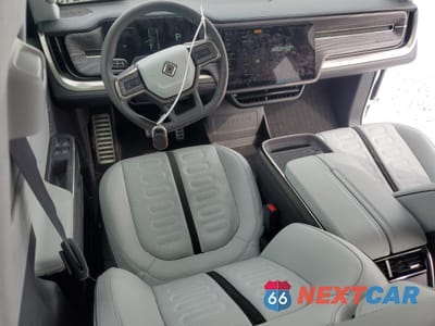 Zdjęcie 8 z 15 samochodu: 2023 RIVIAN R1S ADVENTURE VIN:7PDSGABA1PN017282 - miniatura