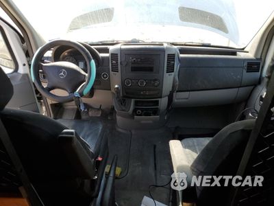 Zdjęcie 8 z 12 samochodu: 2011 MERCEDES-BENZ SPRINTER 2500 VIN:WD3PE7CC0B5524327 - miniatura