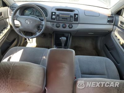 Zdjęcie 8 z 12 samochodu: 2003 TOYOTA CAMRY LE VIN:4T1BE32K53U697698 - miniatura