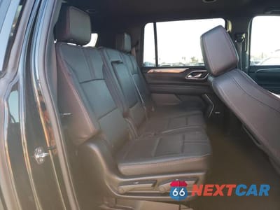 Zdjęcie 11 z 13 samochodu: 2023 CHEVROLET SUBURBAN C1500 RST VIN:1GNSCEKD3PR132583 - miniatura