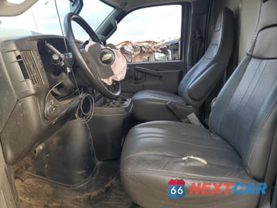 Zdjęcie 7 z 13 samochodu: 2022 CHEVROLET EXPRESS G3500 VIN:1GB3GSC75N1265001 - miniatura