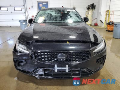 Piąte zdjęcie samochodu w środku: 2023 VOLVO S60 PLUS VIN:7JRH60FT8PG227197 - miniatura