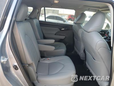 Zdjęcie 11 z 16 samochodu: 2024 TOYOTA HIGHLANDER LE VIN:5TDKDRBH9RS561344 - miniatura