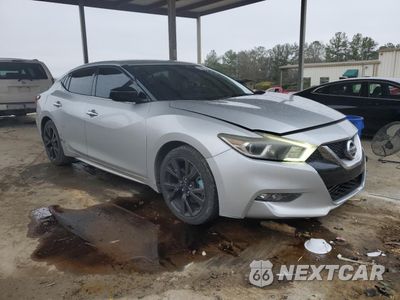 Czwarte zdjęcie samochodu z boku: 2016 NISSAN MAXIMA 3.5S VIN:1N4AA6AP5GC393038 - miniatura