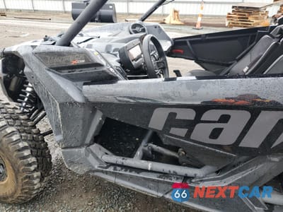 Zdjęcie 10 z 11 samochodu: 2021 CAN-AM MAVERICK X3 MAX X DS TURBO RR VIN:3JBVEAV26MK000030 - miniatura