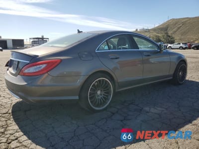 Trzecie zdjęcie samochodu z tyłu: 2013 MERCEDES-BENZ CLS 550 VIN:WDDLJ7DB7DA058529 - miniatura