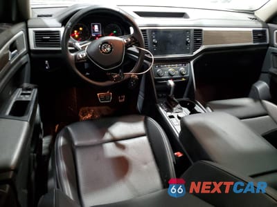 Zdjęcie 8 z 14 samochodu: 2019 VOLKSWAGEN ATLAS SE VIN:1V2XR2CAXKC604336 - miniatura