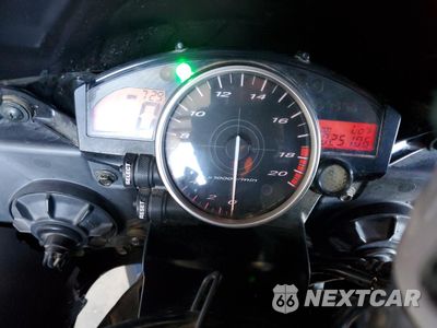 Zdjęcie 7 z 9 samochodu: 2006 YAMAHA YZFR6 L VIN:JYARJ12E26A001152 - miniatura