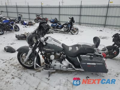 Trzecie zdjęcie samochodu z tyłu: 2008 HARLEY-DAVIDSON FLHX VIN:1HD1KB4138Y638185 - miniatura