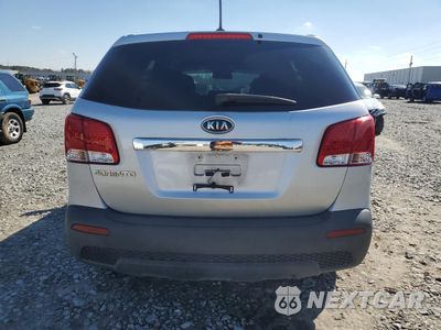 Zdjęcie 6 z 16 samochodu: 2012 KIA SORENTO BASE VIN:5XYKT3A19CG201337 - miniatura