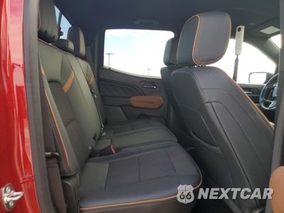 Zdjęcie 11 z 15 samochodu: 2024 GMC CANYON AT4 VIN:1GTP6DEK5R1174250 - miniatura