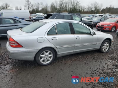 Trzecie zdjęcie samochodu z tyłu: 2001 MERCEDES-BENZ C 320 VIN:WDBRF64J01F089691 - miniatura