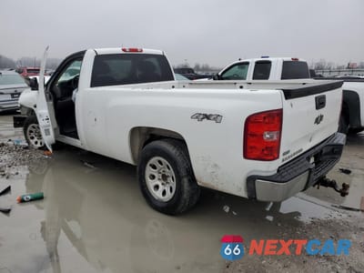 Drugie zdjęcie samochodu z przodu: 2011 CHEVROLET SILVERADO K1500 VIN:1GCNKPE05BF168945 - miniatura