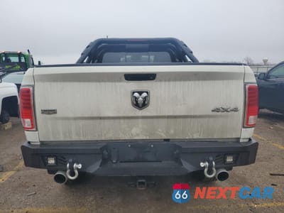 Zdjęcie 6 z 15 samochodu: 2018 RAM 1500 LARAMIE VIN:1C6RR7VM7JS255694 - miniatura