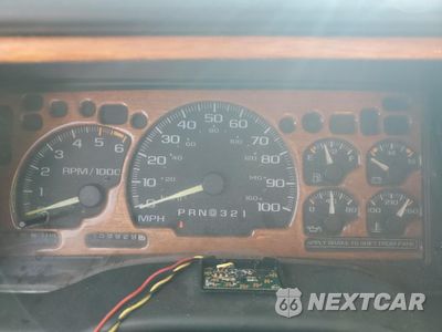 Zdjęcie 9 z 16 samochodu: 1996 GMC SUBURBAN K1500 VIN:1GDFK16R3TJ749952 - miniatura