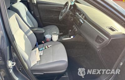 Piąte zdjęcie samochodu w środku: 2014 TOYOTA COROLLA L VIN:5YFBURHE4EP084354 - miniatura