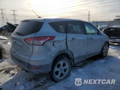 Trzecie zdjęcie samochodu z tyłu: 2016 FORD ESCAPE SE VIN:1FMCU9G94GUB25284 - miniatura