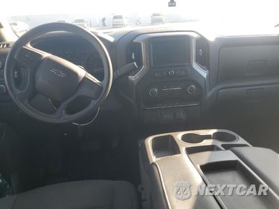 Zdjęcie 8 z 12 samochodu: 2021 CHEVROLET SILVERADO K1500 TRAIL BOSS CUSTOM VIN:3GCPYCEF1MG130831 - miniatura