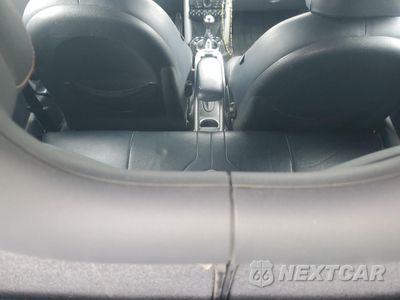 Zdjęcie 8 z 13 samochodu: 2006 MINI COOPER S VIN:WMWRH33516TF89799 - miniatura