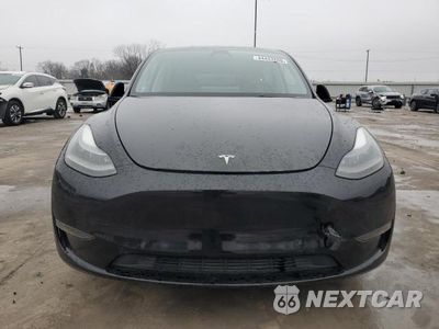 Piąte zdjęcie samochodu w środku: 2022 TESLA MODEL Y VIN:7SAYGDEF8NF548830 - miniatura