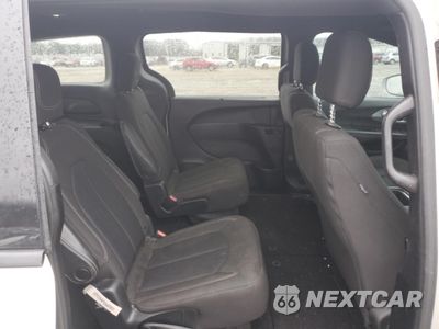 Zdjęcie 11 z 15 samochodu: 2020 CHRYSLER PACIFICA TOURING VIN:2C4RC1FG4LR236024 - miniatura