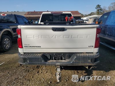 Zdjęcie 6 z 14 samochodu: 2020 CHEVROLET SILVERADO K3500 LTZ VIN:1GC4YUEY4LF166474 - miniatura