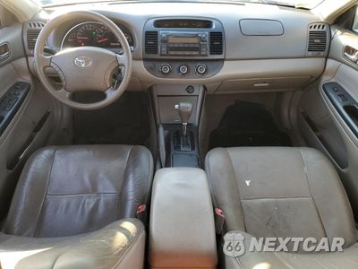 Zdjęcie 8 z 12 samochodu: 2005 TOYOTA CAMRY LE VIN:4T1BE32KX5U503153 - miniatura