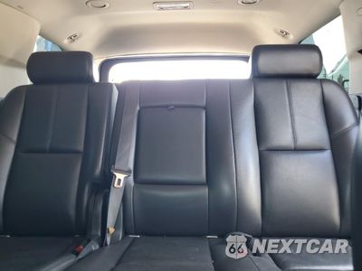 Zdjęcie 10 z 15 samochodu: 2008 GMC YUKON HYBRID VIN:1GKFC13558R207140 - miniatura