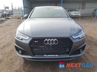 Piąte zdjęcie samochodu w środku: 2019 AUDI S4 PRESTIGE VIN:WAUC4AF43KA004510 - miniatura