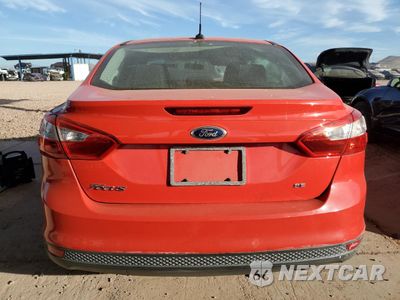 Zdjęcie 6 z 12 samochodu: 2014 FORD FOCUS SE VIN:1FADP3F23EL255986 - miniatura