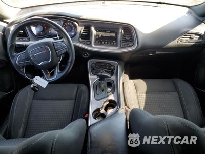 Zdjęcie 8 z 13 samochodu: 2019 DODGE CHALLENGER SXT VIN:2C3CDZAG1KH529333 - miniatura