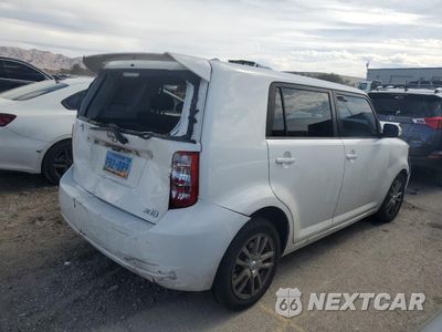 Trzecie zdjęcie samochodu z tyłu: 2008 TOYOTA SCION XB VIN:JTLKE50E681010979 - miniatura