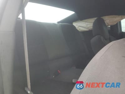 Zdjęcie 10 z 13 samochodu: 2014 CHEVROLET CAMARO LS VIN:2G1FA1E39E9242162 - miniatura