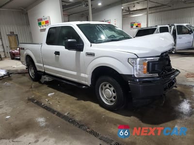 Czwarte zdjęcie samochodu z boku: 2018 FORD F150 SUPER CAB VIN:1FTFX1E57JKE93911 - miniatura