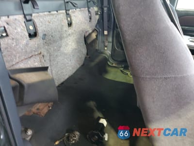 Zdjęcie 10 z 13 samochodu: 2001 GMC NEW SIERRA C1500 VIN:2GTEC19V011321866 - miniatura