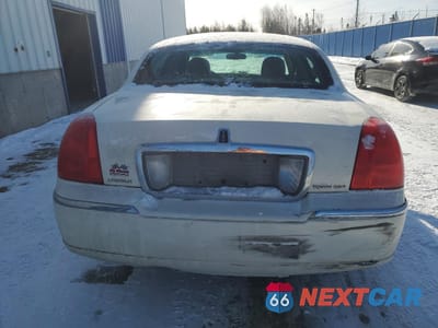 Zdjęcie 6 z 12 samochodu: 2007 LINCOLN TOWN CAR SIGNATURE VIN:1LNHM81W37Y631664 - miniatura